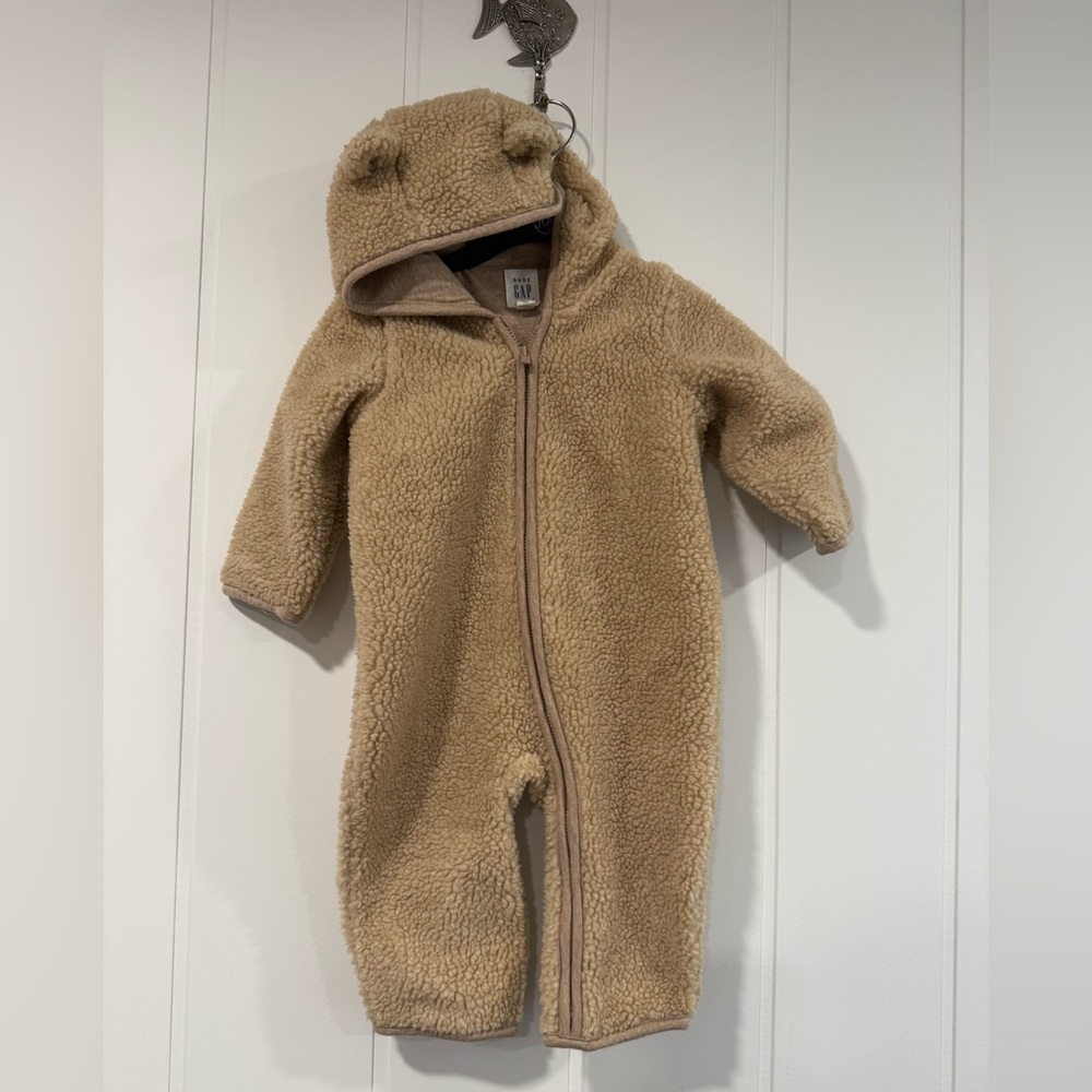 Baby GAP Fuzzy Tan Hooded Footie